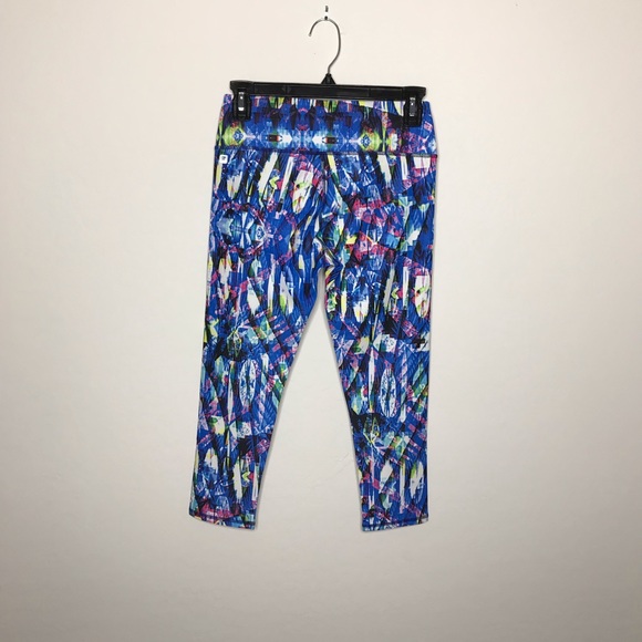 Fabletics Salar Capri “Reef” High Waist Capri XS - Picture 5 of 5